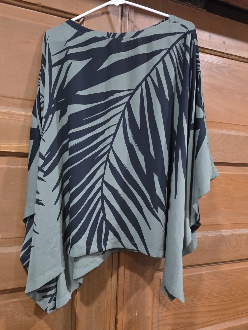 Chico's Olive Green and Black Palm-Print Asymmetrical Top
